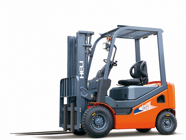 Дизельный погрузчик HELI CPCD15 H3